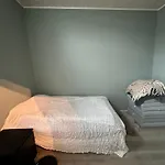 Terraced House With Carport And Sunny Outdoor Areas - 7 Min From Ons