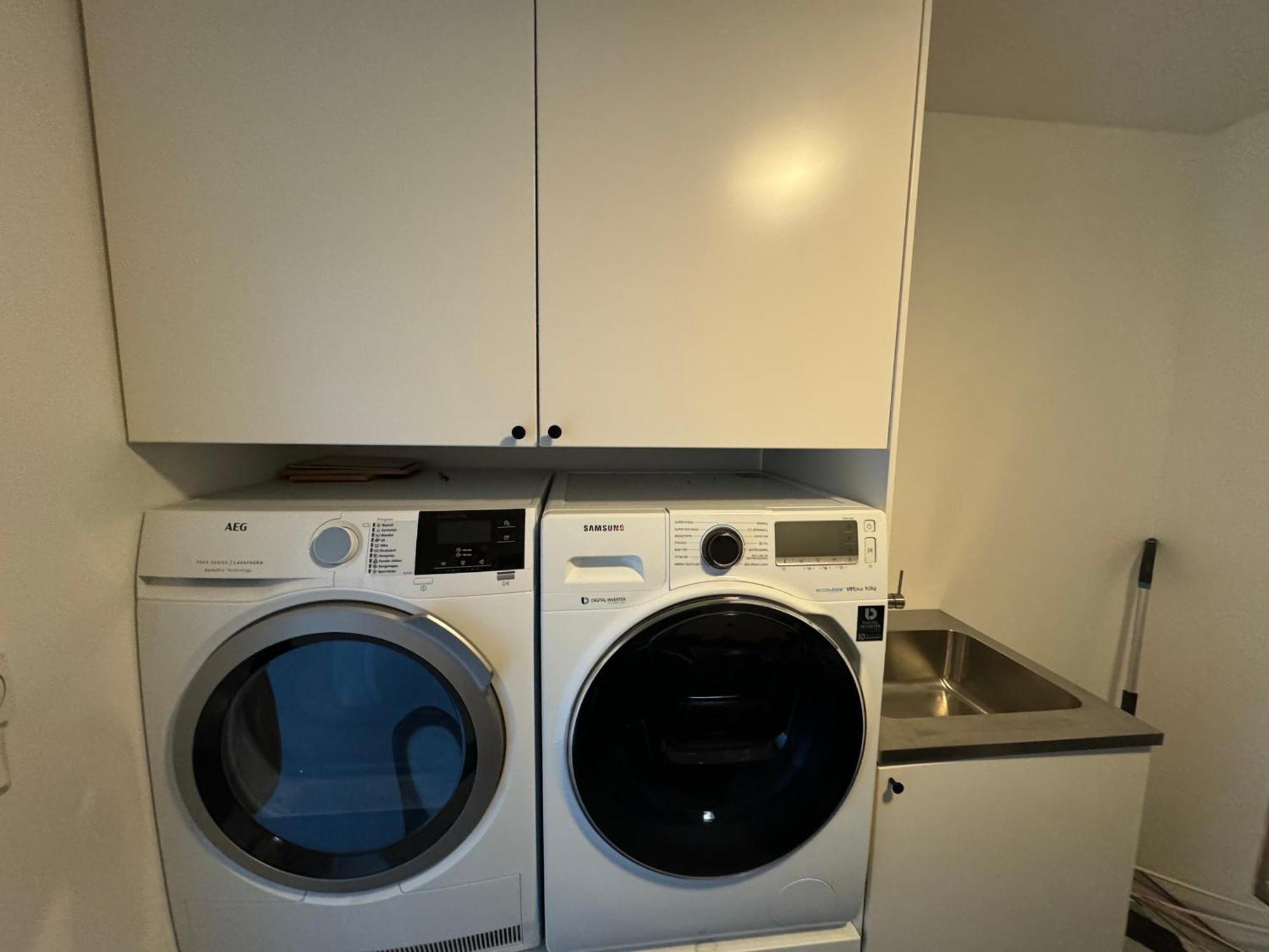 Terraced House With Carport And Sunny Outdoor Areas - 7 Min From Ons Feriehus *